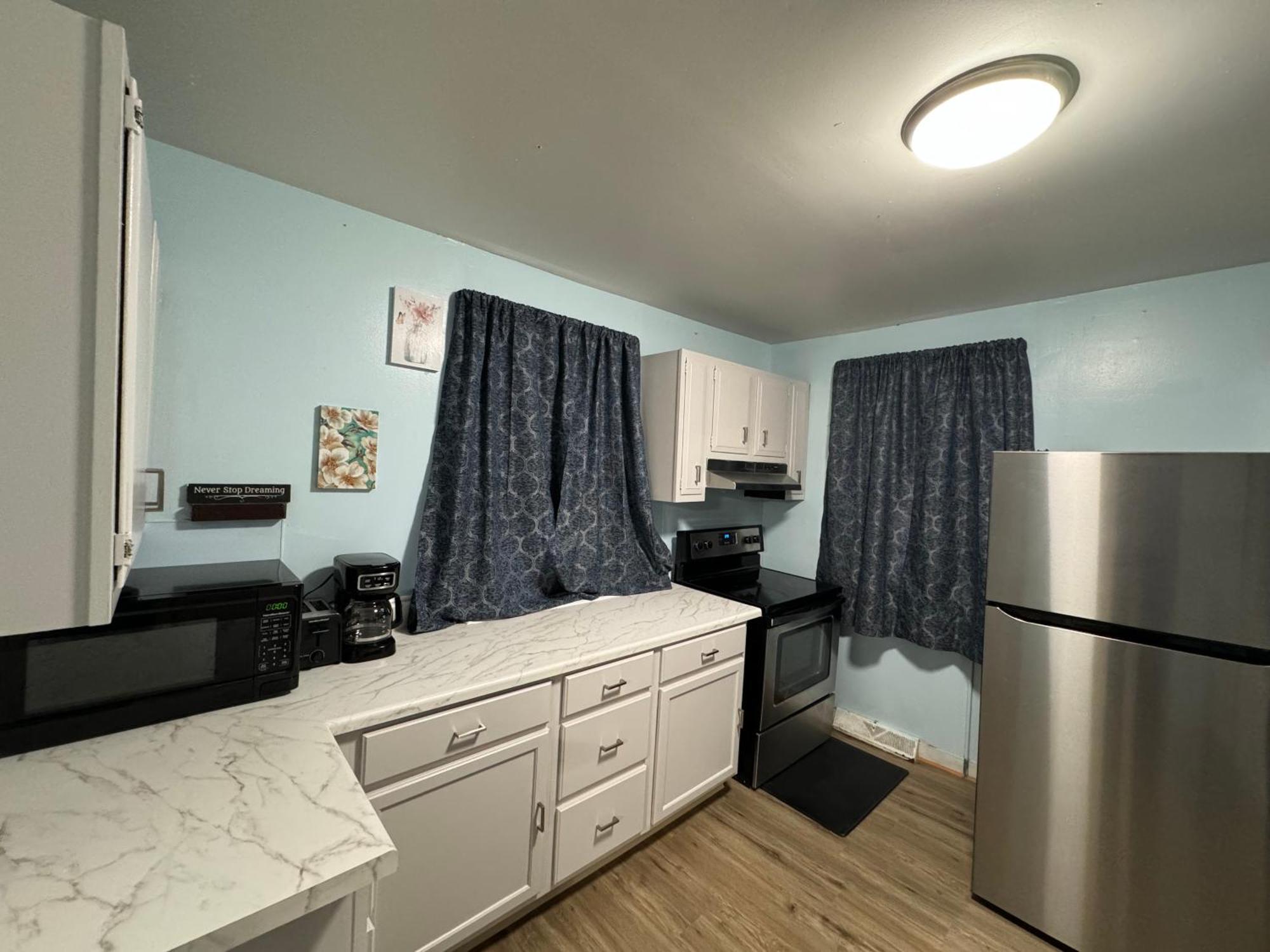 ניאגרה פולס Comfy Getaway, 5 Bed, Sleeps 9, Walk To Falls! מראה חיצוני תמונה