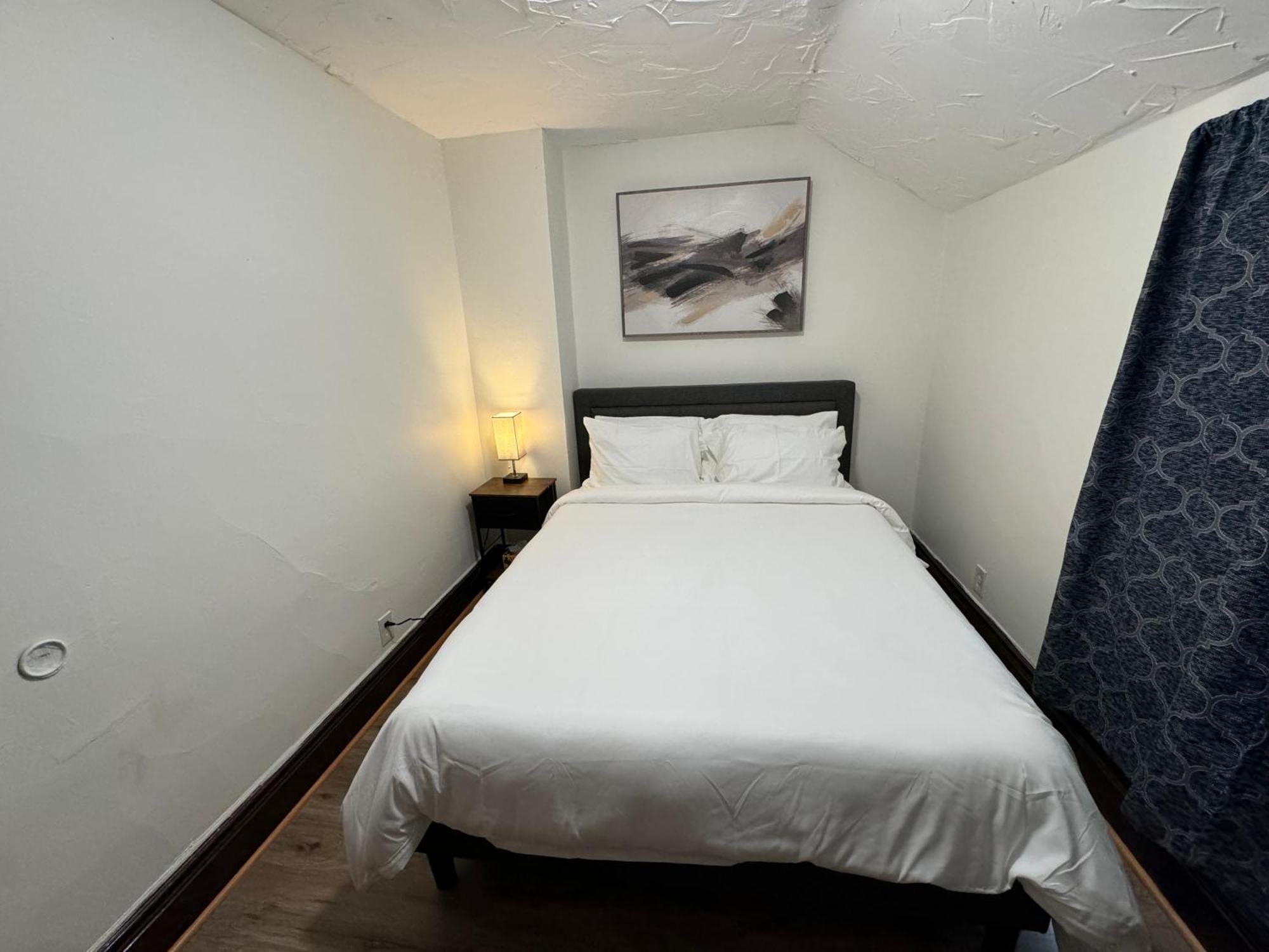 ניאגרה פולס Comfy Getaway, 5 Bed, Sleeps 9, Walk To Falls! מראה חיצוני תמונה